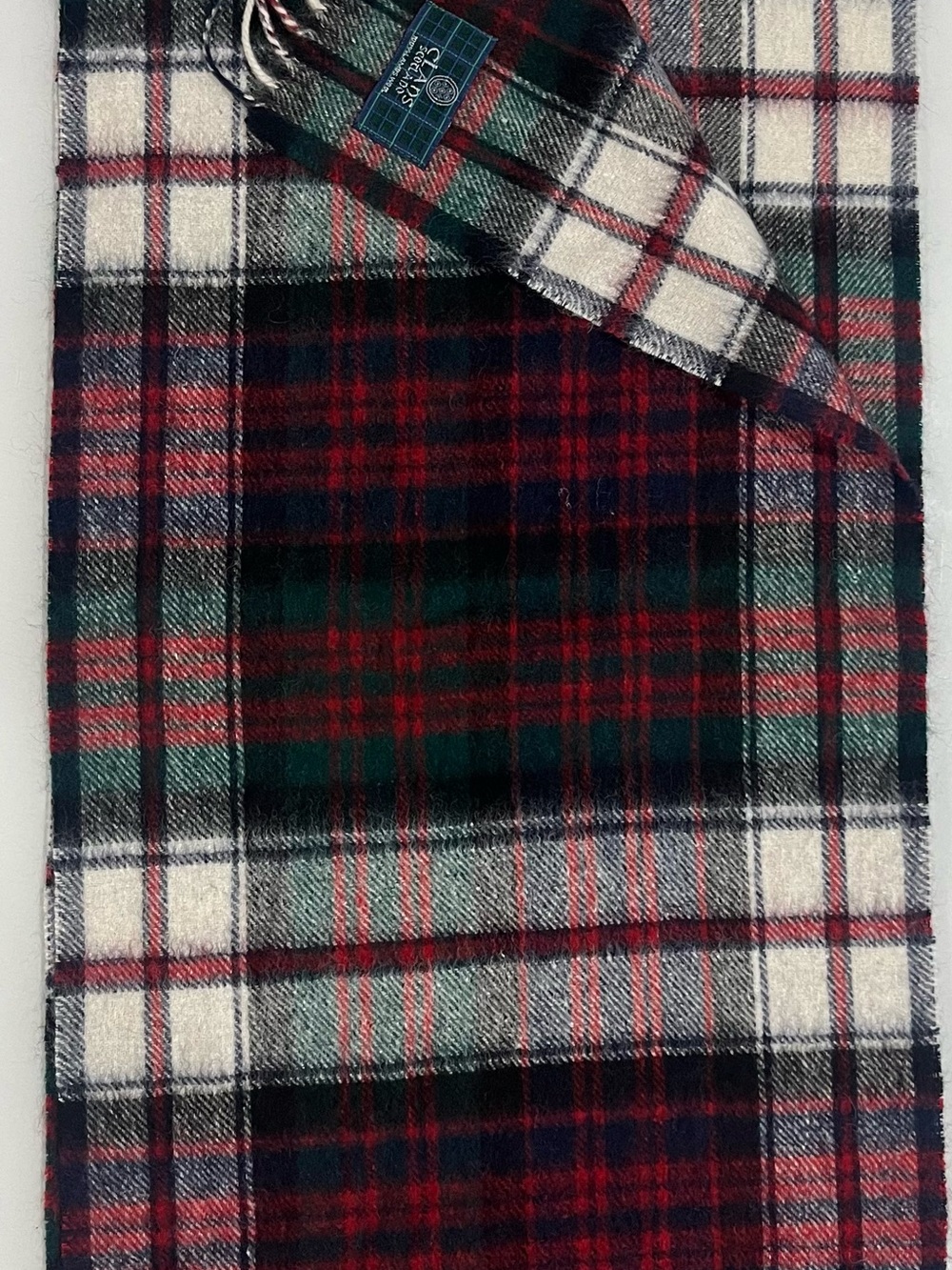 100% Lamb wool Plaid Scarf - Red, Green & White Clans Scotland